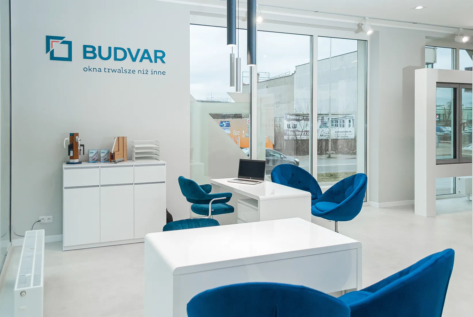 Stanowiska doradców — Salon Budvar Łódź