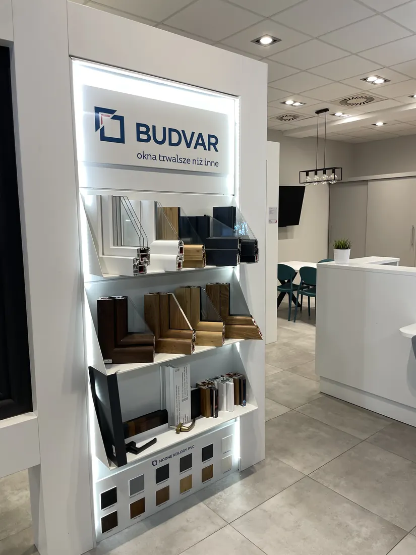 Próbki profili, oklein i kolorów — Salon Budvar Warszawa